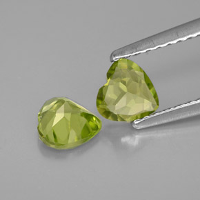 Peridot Gemstone in 5 x 5 mm (calibrated) Size for Sale, Peridot Stone in Lively Green Color