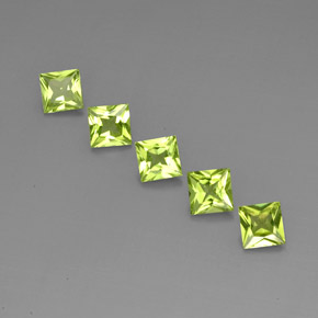 3.10 ct Green Peridot Gemstone, Peridot Gem in Princess-Cut Shape for Sale.