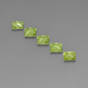Peridot Gemstone in 5 x 5 mm (calibrated) Size for Sale, Peridot Stone in Lively Green Color