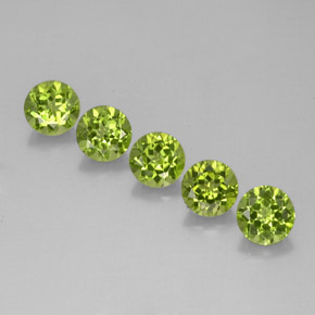 4.75 ct Green Peridot Gemstone, Peridot Gem in Round Facet Shape for Sale.