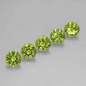 4.75 ct Green Peridot Stone, Natural Peridot in Round Facet Shape for Sale