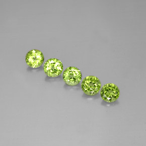4.55 ct Green Peridot Gemstone, Peridot Gem in Round Facet Shape for Sale.