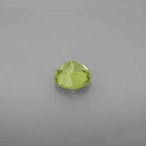 Peridot Gemstone in 5.7 mm Size for Sale, Peridot Stone in Lively Green Color