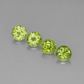 3.66 ct Green Peridot Gemstone, Peridot Gem in Round Facet Shape for Sale.
