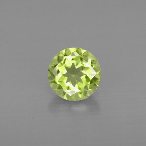 0.92 ct Green Peridot Gemstone, Peridot Gem in Round Facet Shape for Sale.