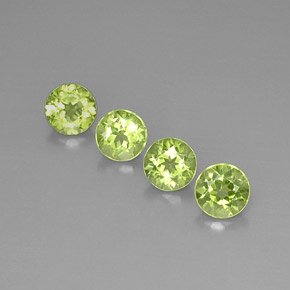 3.54 ct Green Peridot Gemstone, Peridot Gem in Round Facet Shape for Sale.