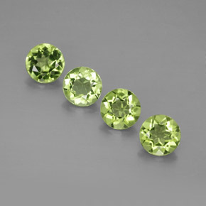 3.06 ct Green Peridot Gemstone, Peridot Gem in Round Facet Shape for Sale.