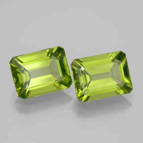4.39 ct Green Peridot Stone, Natural Peridot in Octagon Facet Shape for Sale