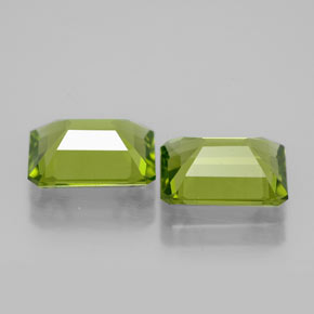 Peridot Gemstone in 9 x 7 mm (calibrated) Size for Sale, Peridot Stone in Lively Green Color