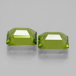 Peridot Gemstone in 9 x 7 mm (calibrated) Size for Sale, Peridot Stone in Lively Green Color