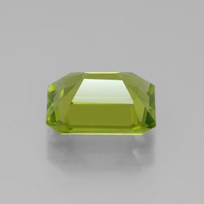Peridot Gemstone in 8.6 x 6.8 mm Size for Sale, Peridot Stone in Lively Green Color