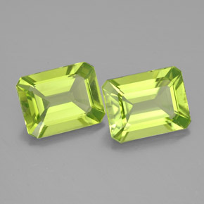 4.52 ct Green Peridot Stone, Natural Peridot in Octagon Facet Shape for Sale