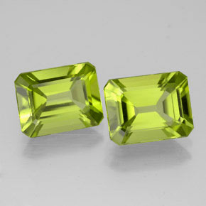 4.93 ct Green Peridot Gemstone, Peridot Gem in Octagon Facet Shape for Sale.