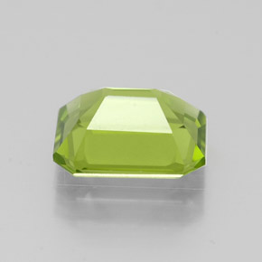 Peridot Gemstone in 8.7 x 6.6 mm Size for Sale, Peridot Stone in Lively Green Color