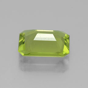 Peridot Gemstone in 9 x 7 mm (calibrated) Size for Sale, Peridot Stone in Lively Green Color