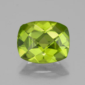 2.6ct Cushion Checkerboard Lively Green Peridot Gem for sale 2.6ct Cushion Checkerboard Lively Green Peridot Gem (ID: 334156)