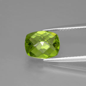 Peridot Gemstone in 9.5 x 7.7 mm Size for Sale, Peridot Stone in Lively Green Color