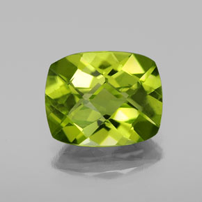3ct Cushion Checkerboard Lively Green Peridot Gem for sale 3ct Cushion Checkerboard Lively Green Peridot Gem (ID: 334422)