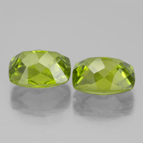 Peridot Gemstone in 10.1 x 8.1 mm Size for Sale, Peridot Stone in Lively Green Color