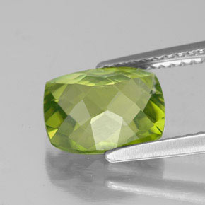 Peridot Gemstone in 9.6 x 7.7 mm Size for Sale, Peridot Stone in Lively Green Color