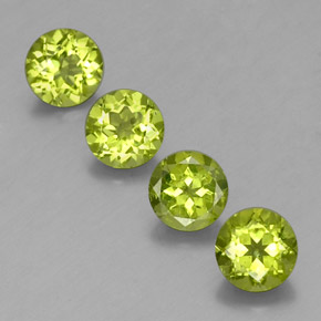 3.81 ct Green Peridot Gemstone, Peridot Gem in Round Facet Shape for Sale.