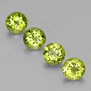 3.67 ct Green Peridot Gemstone, Peridot Gem in Round Facet Shape for Sale.