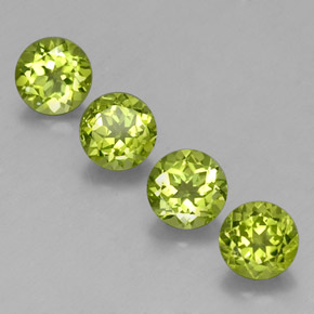 3.88 ct Green Peridot Gemstone, Peridot Gem in Round Facet Shape for Sale.