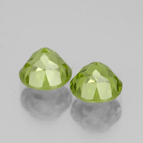 Peridot Gemstone in 6 mm (calibrated) Size for Sale, Peridot Stone in Lively Green Color