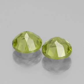 Peridot Gemstone in 6 mm (calibrated) Size for Sale, Peridot Stone in Lively Green Color