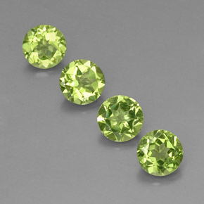 3.77 ct Green Peridot Gemstone, Peridot Gem in Round Facet Shape for Sale.