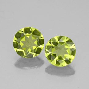 1.52 ct Green Peridot Gemstone, Peridot Gem in Round Facet Shape for Sale.
