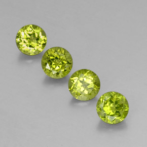 3.85 ct Green Peridot Gemstone, Peridot Gem in Round Facet Shape for Sale.