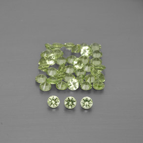 1.18 ct Green Peridot Gemstone, Peridot Gem in Diamond-Cut Shape for Sale.
