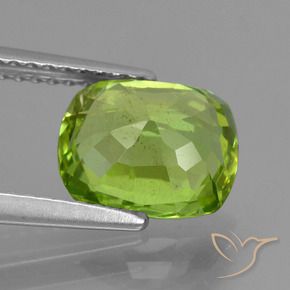 Peridot Gemstone in 9 x 7.7 mm Size for Sale, Peridot Stone in Medium Green Color