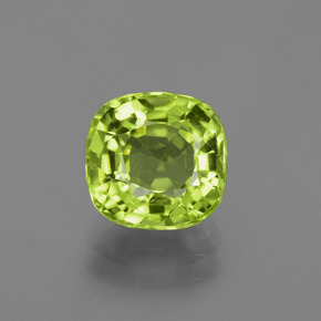 Lebendiges grün Peridot Edelstein - 2.2ct Kissenschliff (ID: 426019)
