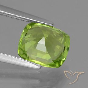 Peridot Gemstone in 7.9 x 6.6 mm Size for Sale, Peridot Stone in Yellowish Green Color