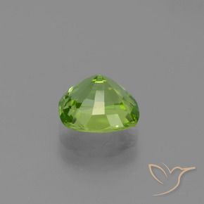 Peridot Gemstone in 7.8 x 7 mm Size for Sale, Peridot Stone in Lively Green Color