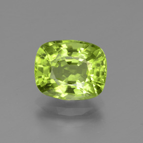 Verde medio Peridoto Gema - 2.4ct Corte en Forma Cojín (ID: 447012)
