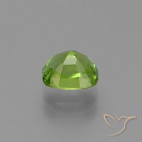 Peridot Gemstone in 8.1 x 6.9 mm Size for Sale, Peridot Stone in Lively Green Color
