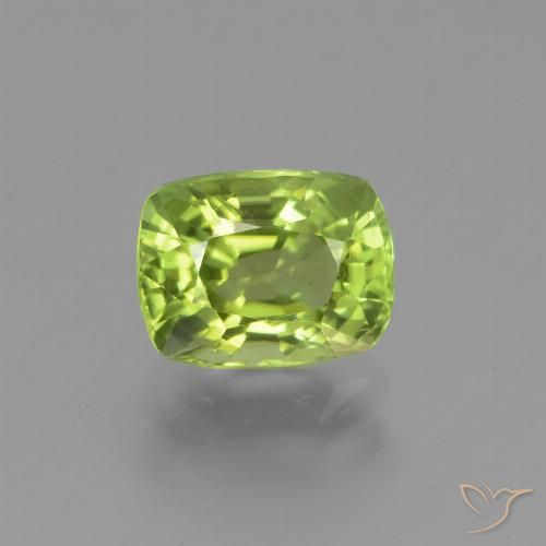 Péridot taille coussin de 2,04 ct, 8,2 x 6,2 mm du Myanmar, Photo A
