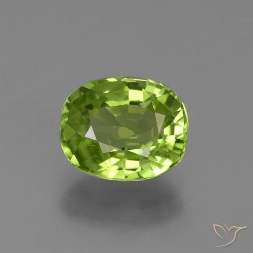 Lively Green Peridot Gem - 2.4ct Oval Facet (ID: 447595)