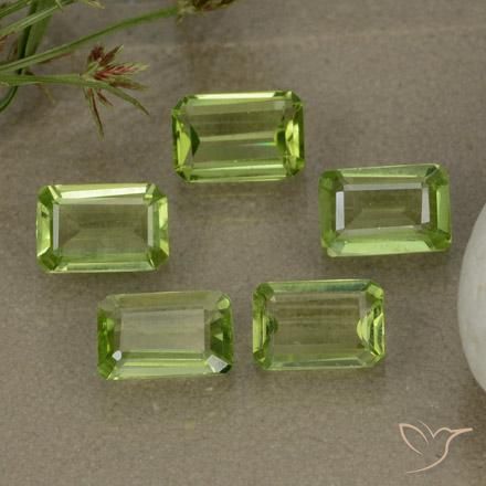 4mm x 4mm Square Cut Natural Green Peridot Gem Gemstone 