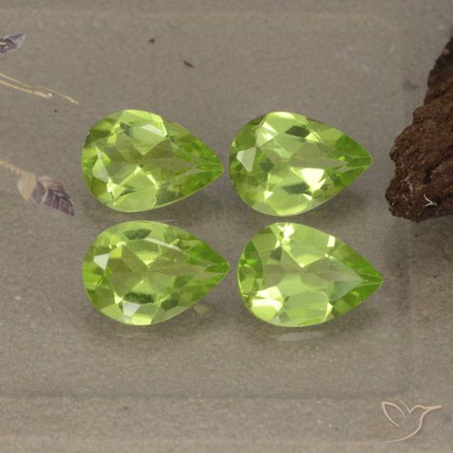 2.70ctw Natural Lively Green Peridot, Pear Shape, VVS-VS