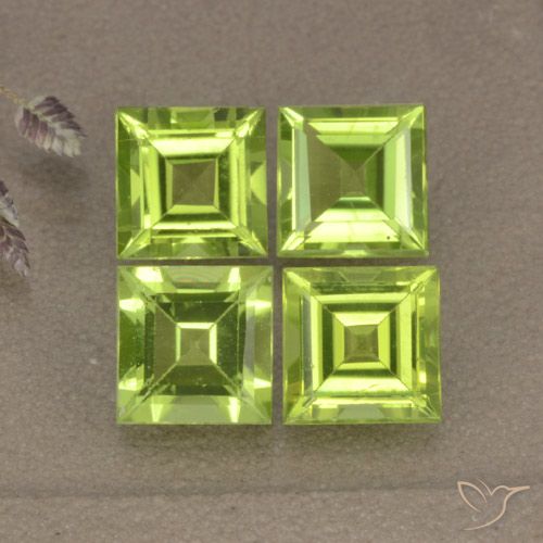 4.34ctw Natural Yellowish Green Peridot, Square, VVS-VS