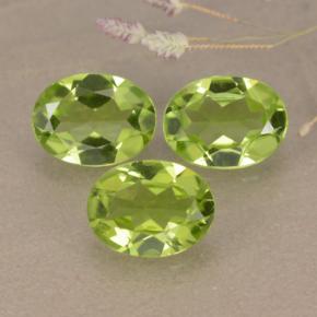 1.1ct Oval Facet Lively Green Peridot Gem for sale 1.1ct Oval Facet Lively Green Peridot Gem (ID: 481268)