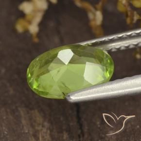 Peridot Gemstone in 8 x 6 mm (calibrated) Size for Sale, Peridot Stone in Medium Green Color