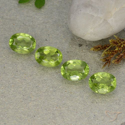 5.53 ct Oval Cut Peridot, 7.9 x 5.9 mm From China, Photo A