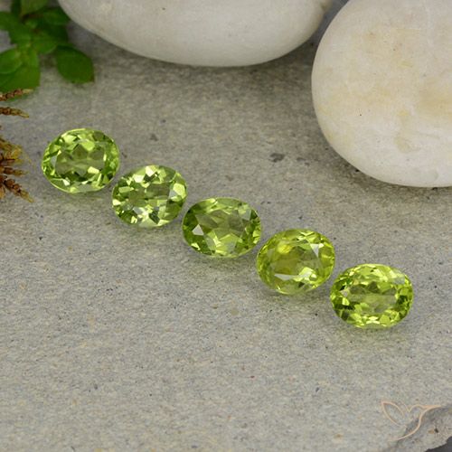 4.17 ct Oval Cut Peridot, 6 x 4.8 mm From China, Photo A