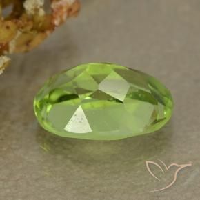 Peridot Gemstone in 7.7 x 5.4 mm Size for Sale, Peridot Stone in Lively Green Color