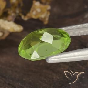Peridot Gemstone in 8 x 6 mm (calibrated) Size for Sale, Peridot Stone in Lively Green Color